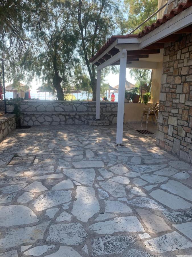 Hotel Potami Beach - Mondi Goro Himare Buitenkant foto