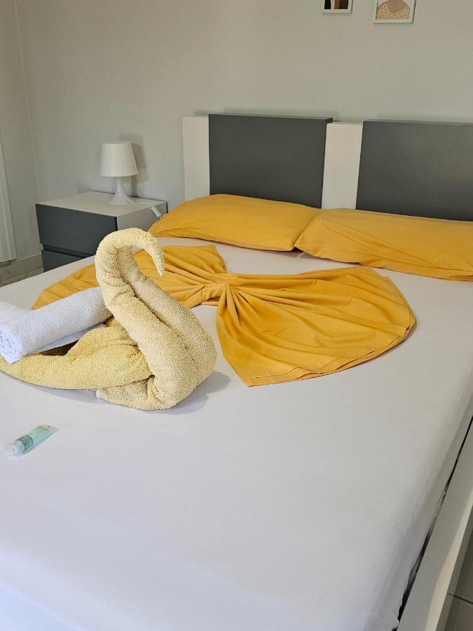 Hotel Potami Beach - Mondi Goro Himare Buitenkant foto