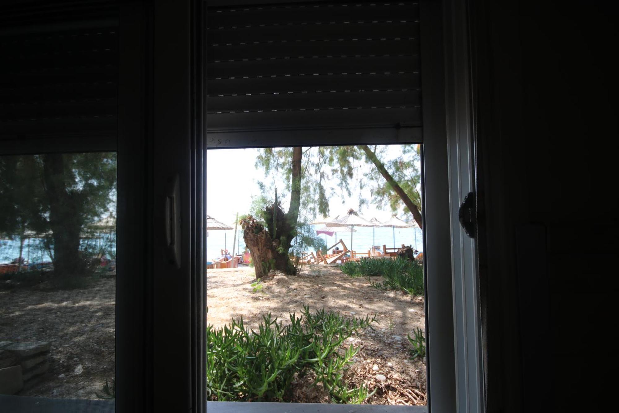Hotel Potami Beach - Mondi Goro Himare Buitenkant foto