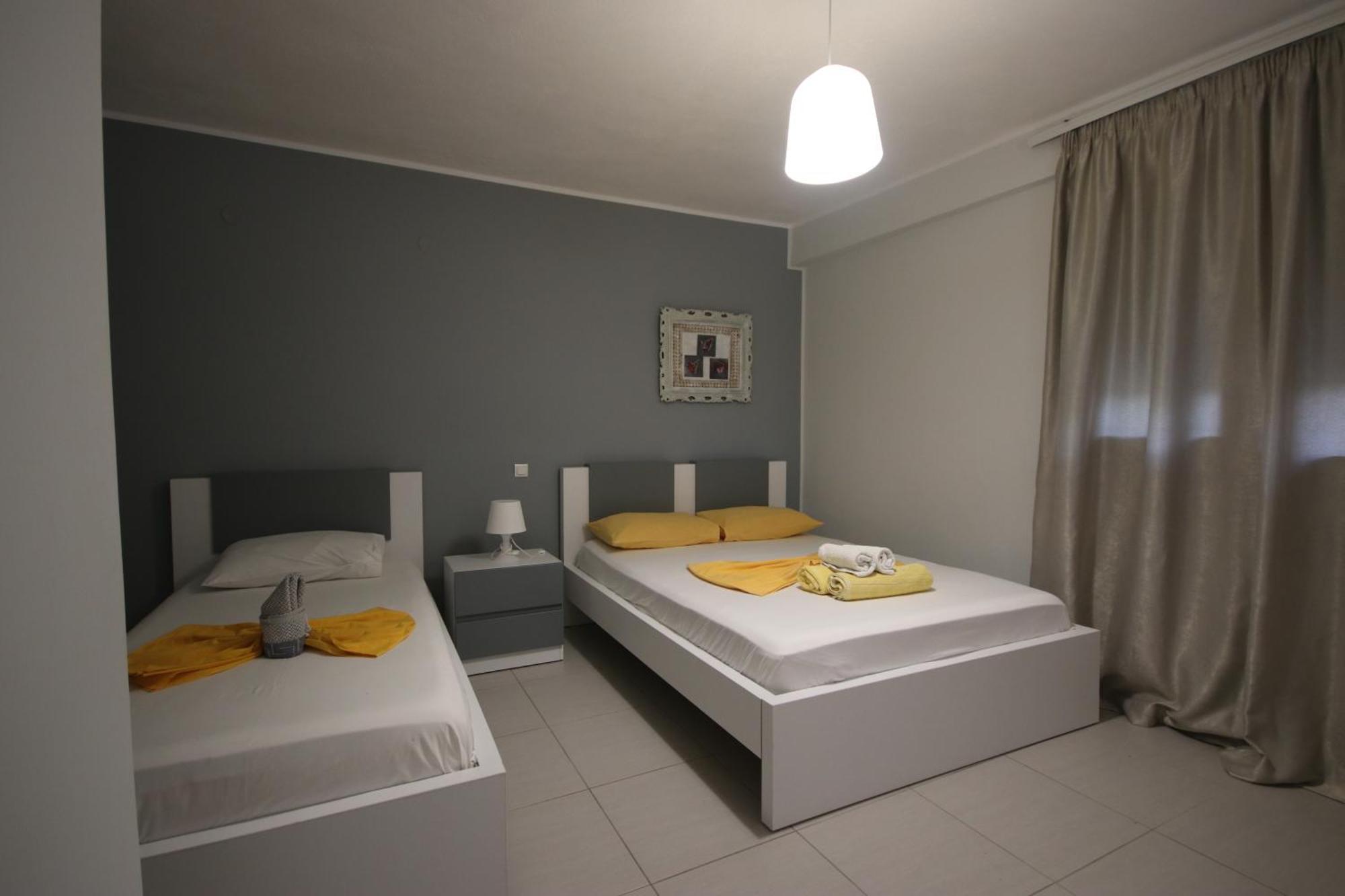 Hotel Potami Beach - Mondi Goro Himare Buitenkant foto